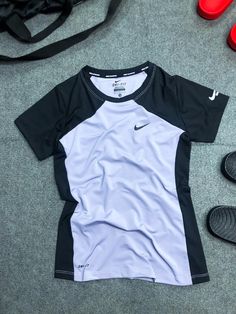 Track Outfits, Tshirt Nike, Zip Up Pullover, Nike Half Zip, Gymwear Outfits, Sport Shirts, Volleyball Outfits, Sportswear Fashion