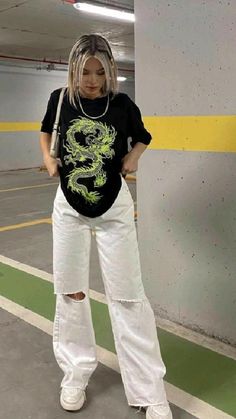 Outfits Uni, Foto Insta, Pakaian Hipster, Outfits Formal, Outfit Elegante, Sanskrit Quotes, Pink Instagram, Couple Tshirts, Tomboy Outfits