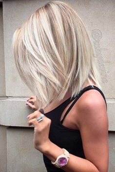 Type 4 Hair Color: Get That Perfect, Bold Hair Color You Love Κούρεμα Bob, Haircuts For Medium Length Hair, Short Hairstyle, Trending Hairstyles, Short Bob Hairstyles, Blonde Hair Color