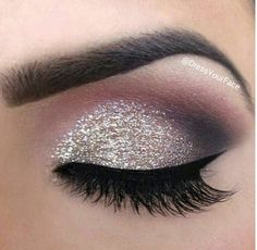 Formal Eyeshadow, Sparkly Makeup, Smokey Eyeshadow, Makeup For Hazel Eyes, Glitter Eye Makeup, Hooded Eye Makeup, Trendy Makeup