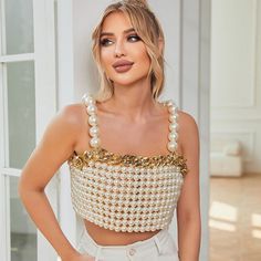 Beaded Outfits, Pearl Crop Top, Diy Corset, Beaded Vest, Summer Knit Tops, Chain Top, Woman Personality, Belly Chain, Beaded Top