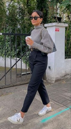 Elevating Professionalism: Business Outfits for Women 2024 Office Casual Outfit, Winter Fashion Outfits Casual, Office Outfits Women, Business Casual Outfits For Work, Casual Work Outfit, Stylish Work Outfits