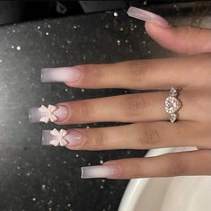 #follow #nails #nailsofinstagram #nailart #beautyblog #blogging #blogger #blog Classy Acrylic, Nagel Tips, Soft Nails, Bling Acrylic Nails, Kawaii Nails, Pink Acrylic Nails, Square Acrylic Nails, Fire Nails, Pretty Acrylic Nails