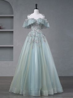 डिजाइनर कपड़े, Lace Long Prom Dress, Prom Dress Blue, Sweet 16 Dress, Blue Ball Gowns, 16 Dress, Blue Dress Formal, Blue Tulle, Prom Dress Inspiration