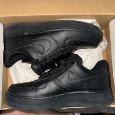 Women’s Nike Black Air Forces Size 7. I Have Worn These About 5 Times In The Past 2 Years That I Have Had Them. They Are Still Pretty Much Brand New And Are In Good Condition. Nike Air Max Black, Nike Air Max Pink, Nike M2k, Air Max 90 Women, Rare Nikes, White Shoes Sneakers, Air Forces, Nike Air Force Ones, Air Max Women