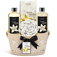 Indulge in the ultimate spa experience at home with the Freida and Joe Aromatherapy Delight Lavish Warm Vanilla Spa Bath and Body Gift Basket. Perfect for both women and men, this luxurious set is meticulously crafted to provide relaxation and pampering. Bath & Body Gift Set, Gift Set For Men, Modern Baskets, Ritual Bath, Gift Delivery, Everyday Gifts, Vanilla Essence, Spa Experience, Spa Kit