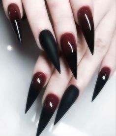 Vampire Nails Stiletto, Vampire Nails Gothic Aesthetic, Gothic Nails Aesthetic, Nail Art Gothic Dark Beauty, Goth Nails Aesthetic, Vampiric Nails, Goth Prom Nails, Vampire Aesthetic Nails, Goth Aesthetic Nails