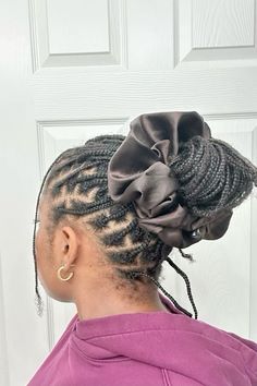 Hairstyles For Mini Twists, Hawaii Hairstyle, Loose Twists, Twist On Natural Hair, Natural Hair 4c, Mini Twists Natural Hair, Natural Hair Short, Mini Braids, Nurse Hairstyles