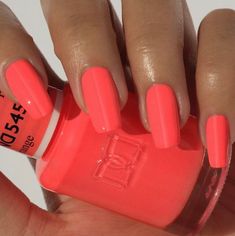 Uñas Color Coral, Neon Coral Nails, Orange Nail Polish, Peach Nails, Peachy Orange, Bright Nails