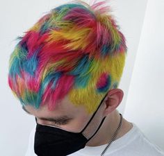 Waterparks Band, Wild Hair Color, Androgynous Hair, Shaved Hair Designs, Mens Hair Colour, Awsten Knight, Creative Hair Color, Shot Hair Styles, Edgy Hair