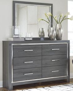 Lodanna Dresser and Mirror B214B1 Master Bed Cases By ashley - sofafair.com Full Bed With Storage, Bedroom Sitting, 5 Piece Bedroom Set, Upholstered Storage Bed, Grey Dresser, Dresser And Mirror, Queen Panel Beds, Bedrooms Decor, Mirrored Wardrobe