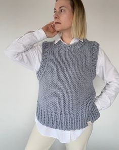 Handmade wool sweater vest for women knitted from soft wool yarn, is available in multiple colors and sizes. Warm, dreamy and sophisticated. Subtle tones, clean cuts and high-quality fabric make you look and feel your best! Model(in size M) is wearing size M in beige, peanut, light blue/grey. Feel free to contact me for custom vest orders. Ethically hand knitted in Lithuania.  Check out more details and "how it is made" and "how to style it" on my instagram @medvilniukas. SIZING & FIT Measuremen Womens Waistcoat, Fall Apparel, Vest For Women, Sleeveless Jumper, Trends 2023, Sweater Vest Women, Chunky Wool, Winter Trends, Knitting Women