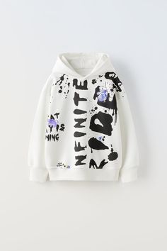 Graffiti Hoodie, Streetwear Ideas, Graphic Design Marketing, Trendy Boy Outfits, Creative T Shirt Design, Creative Advertising Design, Graffiti Tagging, Creative T Shirt, Tshirt Design Men