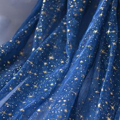 Royal Blue  fabric, Light weight but drapery organza lace, Silver print foil star celestial pattern organza fabric, Print gold stars fabric, sold by the yard, hot sale!! ☀Listing is for 1 yard. 1 yard is about 91 cm.  ☀Length:   additional  quantity is available. ☀Width: About  55''( 140 cm) ☀Material: organza Starry lace trim available: https://www.etsy.com/hk-en/listing/1477176545/ For delivery time, please contact me first. Or if you have any questions, please feel free to contact me. Blue Star Print Party Dress, Blue Tulle Fabric For Party, Blue Sheer Tulle Fabric For Party, Dress Rave Outfit, Prom Dress Inspo, Beach Party Dress, Winter Formal Dresses, Sewing Stuffed Animals, Rave Outfit