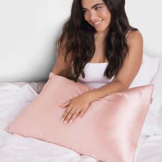 KITSCH Satin Pillowcases are your newest nighttime necessity. Their soft satin fabrication won't agitate your strands while you sleep, allowing you to wake up frizz free and ready to take on the day! Get a good night’s rest with these hydrating, anti-aging pillowcases! Each package includes 1 king size pillowcase. 36"x19" Satin Pillowcase, School Dresses, Xmas Ideas, Body Cleanser, Caftan Dress, Frizz Free, Fresh Face, Moisturize Hair, Monogram Styles