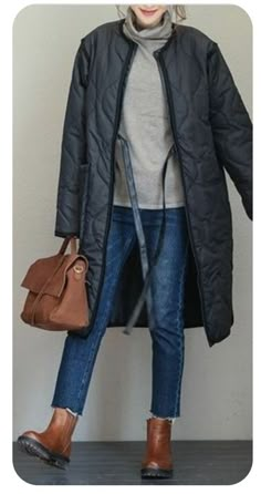 OUTFITS FOR WOMEN OVER 50 - valemoods Stylish Outfits For Women Over 50, Clothes For Women Over 50, 60 Fashion, Trendy Fall, Outfit Combinations, Fashion Over 50, Mode Vintage, Mode Inspiration