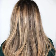 Baylage Straight Hair, Balayage For Straight Hair, Blonde Balayage Straight Hair, Blonde Balayage Straight, Bronde Hair Balayage, Straight Balayage, Golden Highlights Brown Hair, Balayage Straight, Baylage Hair