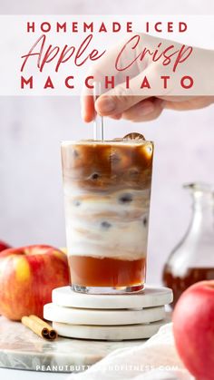 Make this Iced Apple Crisp Macchiato Starbucks dupe at home with espresso, easy apple crisp syrup, and fall spices. Yum! Apple Crisp Syrup, Apple Chai, Easy Apple Crisp, Apple Crisp Easy, Starbucks Inspired Ice Coffee, Starbucks Coffee Recipes, Fall Spices