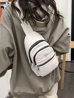 Korean Sling Bag, Leather Sling Bags Women, Sling Bag Outfit, Women Sling Bags, Sling Bag For Girls, Super Casual Outfits, Black Sling Bag, Women Outfit Ideas, Sling Bag Women