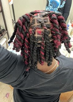 Loc Color Ideas, Retwist Locs Style, Mens Twists, Loc Colors, Dreads Short Hair, Colored Locs, Loc Ideas