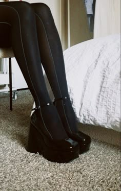 Dark Heels Aesthetic, Girly Shoes, Shoe Inspo, Grunge Style