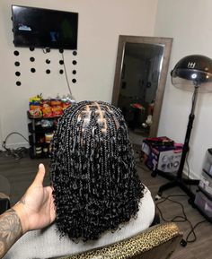 @kanyedaughter Short Goddess Braids Shoulder Length, Short Braids Styles, Short Boho Braids, Short Braid Hairstyles, Short Braid, Boho Braided Hairstyles, Hair Styles Easy, Boho Knotless