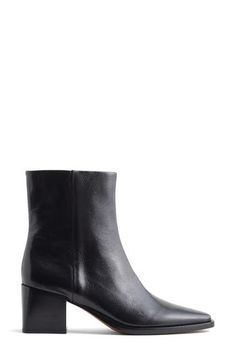 Complete your everyday look with the effortlessly chic style of this block-heel bootie shaped from smooth leather. Side zip closure Leather upper, lining and sole Imported Western Booties, Best Black, Black Booties, Black Ankle Boots, Boot Shoes Women, Smooth Leather, Bootie, Side Zip, Madewell