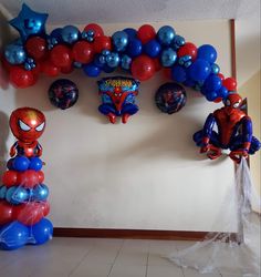 Decoración con globos spiderman Birthday Pinata, 4th Birthday Cakes, Iphone Obsession, Spiderman Birthday, Cake Decorating Designs, Baby Photoshoot, 4th Birthday