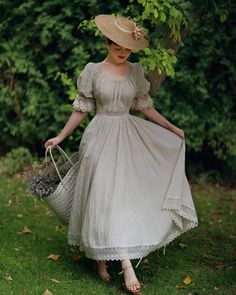 1890s Dress, Cottage Fashion, Cottagecore Outfits, Old Fashion Dresses, Medieval Dress, Vestidos Vintage, Vintage Style Dresses, Lovely Clothes, Mori Girl