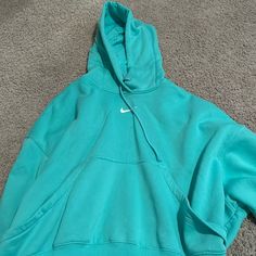 Turquoise Nike Pullover Hoodie Size S Never Worn Only Able To Accept Venmo As Payment Teal Nike Hoodie, Nike Hoodie Colors, Fall Thrifting, Nike Hoodie Outfit, Nike Women Outfits, Teal Nikes, Nike Products, Bible Humor