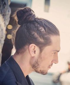 Men's Bun, Man Bun Haircut, Man Buns, Trendy We Fryzurach, Guy Haircuts Long, Mens Toupee, Top Knots