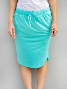 Looking for a skirt that's both comfortable and stylish? Look no further than our Weekend Skirt! Made from super soft and lightweight fabric, this skirt is perfect for any occasion. Whether you're running errands or heading out for a night on the town, this skirt will keep you looking and feeling great. Size: Small 0-4 Medium 6-8 Large 10-12 XL 12-14 Loungewear Midi Skirt With Elastic Waistband, Midi Skirt With Elastic Waistband For Loungewear, Flowy Midi Skirt For Loungewear, Flowy Long Skirt For Loungewear, Relaxed Fit Midi Skirt For Loungewear, Relaxed Midi Skirt For Loungewear, Relaxed Loungewear Skirt With Elastic Waistband, Flowy Lined Skirt For Loungewear, Relaxed Lined Skirt For Loungewear