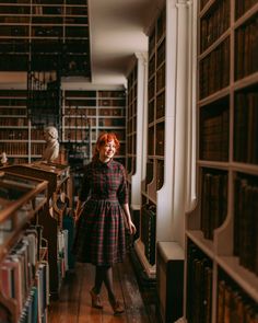 Features: *       Pockets *       Wool blend fabric (50% wool/50% polyester) *       Lining: 100% viscose *       Side pockets *       Customised skirt length Step into retro charm with this 1950s-inspired red plaid dress. Whether you're headed to the office or out for a night on the town, this chic full-skirt wool shirt dress guarantees to turn heads! Embrace a classic look with a button-up bodice featuring a pointed collar and three-quarter sleeves, paired with a full pleated skirt that includ Dark Academia Dresses, 1950s Inspired Dress, Betty Dress, Cozy Office, Red Plaid Dress, Dark Dress, Preppy Dresses, Office Dress, Wool Shirt