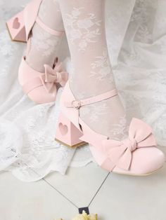 Coquette Heels, Melanie Concert, Halter Dress Short, Summer Garden Party, Kawaii Shoes, Bow Heels, Romantic Dates, Pink Heels, Heels Shoes