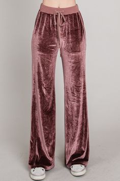 Specifications: Velour lounge pants Drawstring Front pockets Relaxed fit Sizing: Small 2-4 Medium 6-8 Large 10-12 Pink Full-length Bottoms For Lounging, Full Length Pink Bottoms For Lounging, Full Length Pink Lounging Bottoms, Velour Pants Outfit, Velour Outfits, Velour Dress, Velour Pants, Pants Large, Fashion Fits