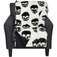 Cynthia Rowley CuRious New York Moda Skulls Knit Throw Blanket - 50x60” - Save 45% Holiday Blankets, Hammock Tent, Knit Throw, Pool Bags, Light Backpack, Knit Throw Blanket, Fur Fabric, Black And White Fabric, Fur Throw