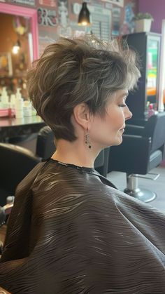 24 Wash-and-Wear Cuts for Older Women: Say Goodbye to Bad Hair Days | Lookosm Back Of Head Hairstyles For Women, Feathered Pixie, Short Sassy Haircuts, Haircut For Older Women, Body Wave Hair, Haircuts For Long Hair, Short Hair Haircuts, Modern Hairstyles, Short Hair Older Women