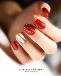 Red Acrylic Nails, Christmas Nails Easy, Cute Christmas Nails, Christmas Nail Art Designs, Red Nail Designs, Nail Tattoo