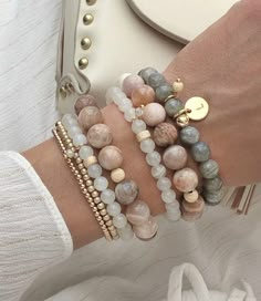 Chunky Stone Bracelets, Diy Crystal Bead Bracelets, Winter 2023 Jewelry Trends, Beaded Stone Bracelets, Beaded Bracelet Stacks, Crystal Bead Bracelet Ideas, Stone Bracelet Ideas, Angel Numbers 111