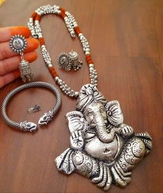 Bracelet Styling, Indian God, Earrings Accessories, Indian Gods, Handmade Necklace, Cotton Saree