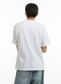 Product Detail Style : Casual Occasion : Back to school Type : Men, TShirts Print : Lettering Material : Cotton Sleeve : Short sleeve Neck : Round neck Fit : Loose fit Cotton60 Modal40 Color : White Made in Korea Model Size Model is wearing size L and the color White. Height : 6'0" | 184cm / Top : L / Bottom : XL (32 inch) .prddescription table, .prddescription td, .prddescription th { border : 1px solid black; border-collapse : collapse; padding: 10px; } Size(Inch) Size Shoulder Bust Sleeve Len College Style Relaxed Fit Short Sleeve T-shirt, White Summer T-shirt For College, Relaxed Fit Graphic Tee For College, Casual Short Sleeve T-shirt For College, College Style Short Sleeve Tops For Streetwear, Casual Cotton Shirt For College, White Pre-shrunk Cotton T-shirt, College Style Short Sleeve T-shirt For School, Relaxed Fit College Style T-shirt