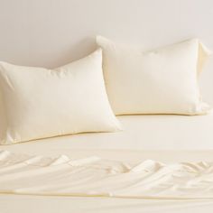 EVERGRACEHOME TENCEL Sheet Set Queen Size 4 Pieces，Soft Cooling Bed Sheets for Hot Sleepers, Eucalyptus Lyocell Luxury Breathable Bedding Set, 16" Deep Pocket, 1 Fitted Sheet, 1 Flat Sheet, 2 Shams, White EverGrace Color/Pattern: Cream White, Size: Queen | EverGrace Tencel️ Sheet Set 4pack Tencel | Queen | Wayfair King Sheet Sets, Sheet Sets Queen, Flat Sheets, Queen Size, Fitted Sheet, Cream White, Sheet Sets, Bedding Set, Bed Sheets