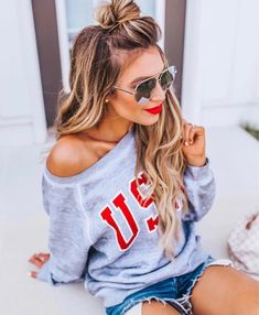 USA sweater. 4th of July | Holliewdwrd Prep Life, 4th Of July Outfits, Mirrored Sunglasses Women, July 4th, Beach Trip, Passion For Fashion