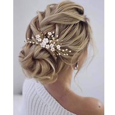 Pearl Hair Comb Wedding, Pearl Bridal Headpiece, Pearl Hair Combs, Crystal Hair Accessories, Cheap Hair Products, Flower Hair Comb, Wedding Hair Flowers, Wedding Hair Pins, Hair Comb Wedding