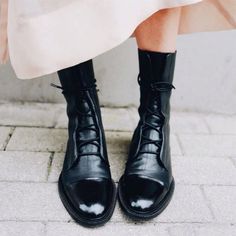 GOOSHOE Black Leather Low Heel Martin Boots US 5.5 | EU 36 | UK 3.5 | CN35-Black Flat Ankle Boots, Formal Trousers, Genuine Leather Boots, Pointed Toe Boots, England Fashion, Combat Boot, Vintage Boots, Classic Boots, Martin Boots