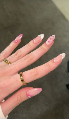 Pink Magenta Nails, Pink Asian Nails, Birthday Summer Nails, Korean Blush Nails Almond, Pink Flower Nails Aesthetic, Almond Summer Nail Ideas, Pink Aura Nail Art, Pink Aura Nails With Flowers, Orchid Nails