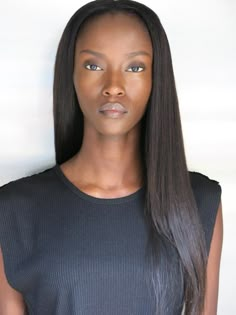 Riley Montana Jasmine Tookes Style, Black Fashion Models, Oc Inspiration, Character Pictures, Hairstyle Gallery, Face Photography, Model Aesthetic, Hair Images, Long Black Hair