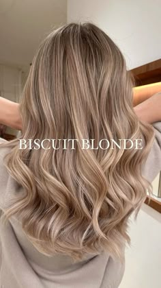 #blonde #bronde #hair #haircolor #blondehaircolor Dark Blonde Foils, Super Dimensional Brunette, Hair Color For Dark Blonde Hair, Hair Color For Soft Summer, Soft Autumn Hair Color Blonde, Blonde For Cool Skin Tone, Light Summer Hair Color Ideas, Soft Summer Blonde, Bronde Haircolor Blondes