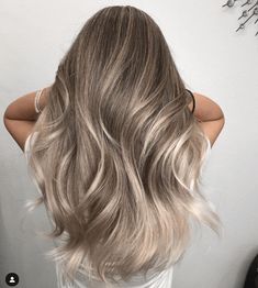 blonde-bayalage Balayage Vs Ombre, Babylights Hair, Brown To Blonde Balayage, Dark Blonde Hair, Cool Blonde