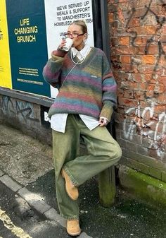 #FallFashion
#AutumnStyle
#CozyChic
#SweaterWeather
#FallOOTD (Outfit of the Day)
#LayeredLooks
#PumpkinSpiceStyle
#FallVibes
#SeasonalStyle
#TrendyFallFits 2024 Ootd Trends, Art Director Outfit, Masc Outfits For Women, Masc Outfits, Woman Style, Aesthetic Style, Fashion 2024, Festival Looks, Outfit Aesthetic